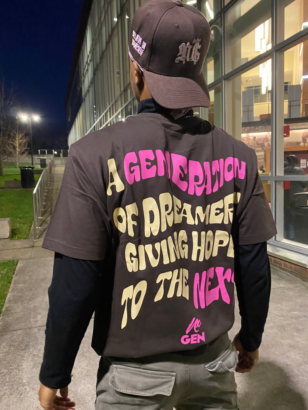 BROWN DREAMERS TEE